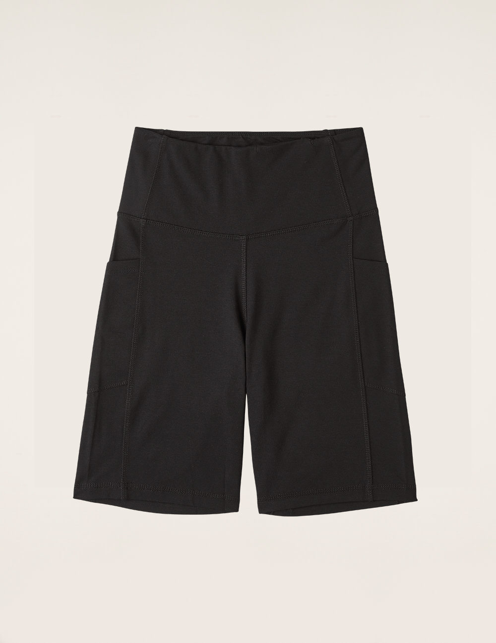 Motivate 8 High-Waist Shorts, Black
